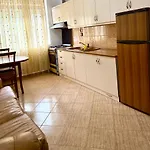 Star Center Apartment